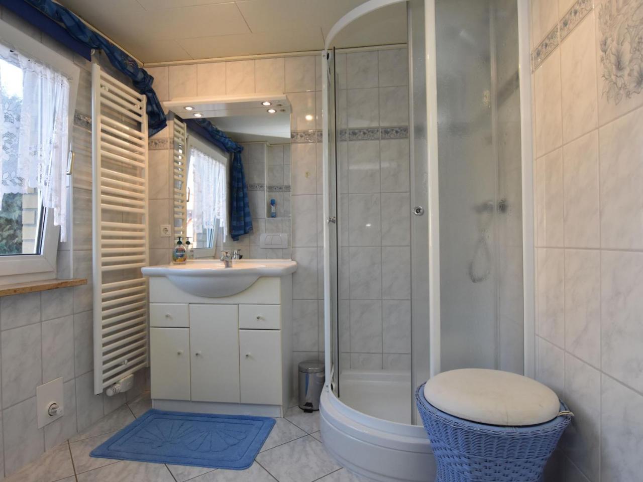 Spacious Apartment In Brusow With Garden Kropelin Exterior photo